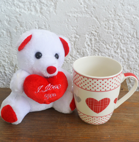 Heart Mug & Plush Gift Set